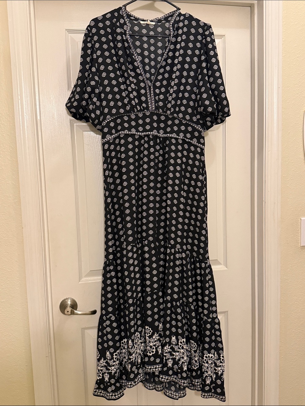 Max Studio Black and White Paisley Border Maxi Dress